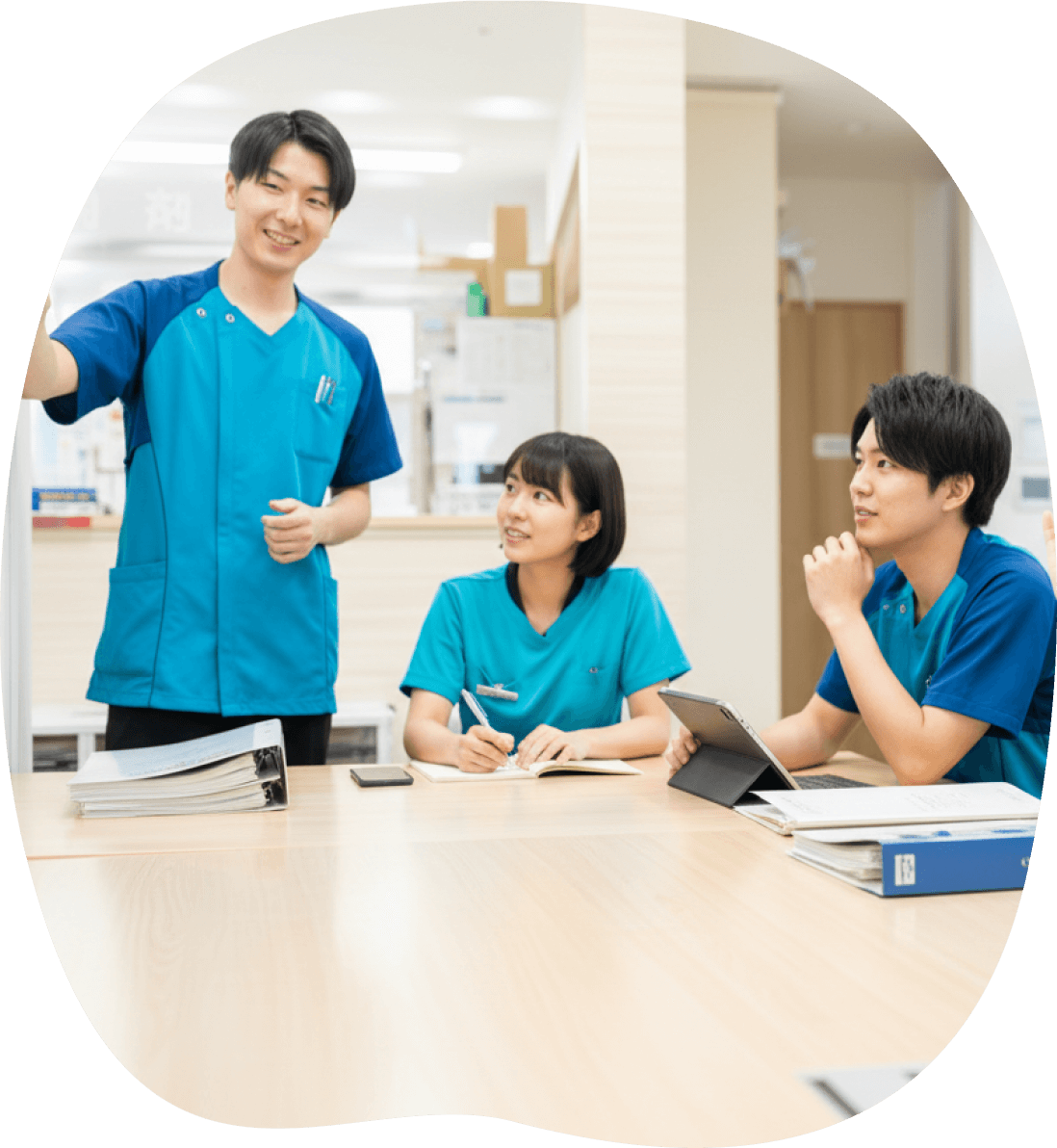 採用情報スライド4