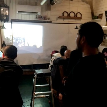 動画試写会
